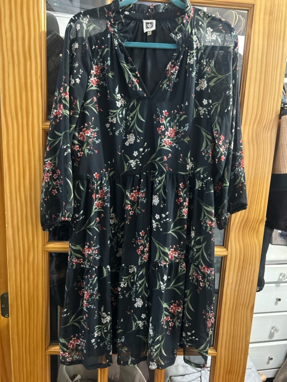 Anne Klein Black Floral 3/4-Sleeve V-Neck Tiered Dress